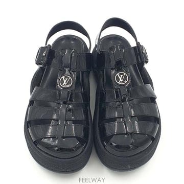 루이비통 아치라이트 플랫 샌들