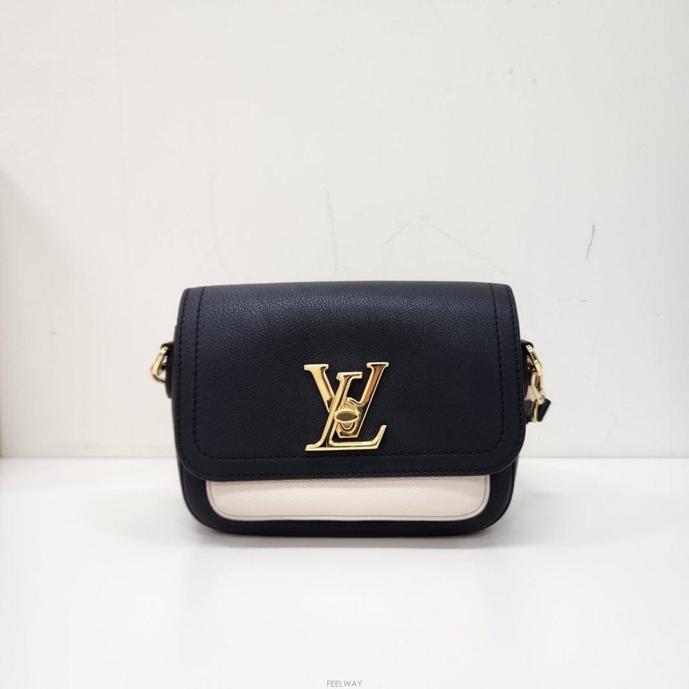 Louis Vuitton [�µ��߰���ǰ] ���̺��� ���� �ٴ� ����� ũ�ν���[�µ��߰���ǰ] ���̺��� ���� �ٴ� ����� ũ�ν���