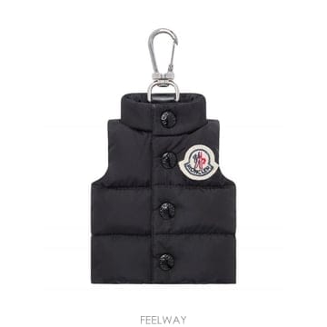 Moncler 키링 in the 쉐이프 of a 베스트 L209A6F00002M7726999 TP580805