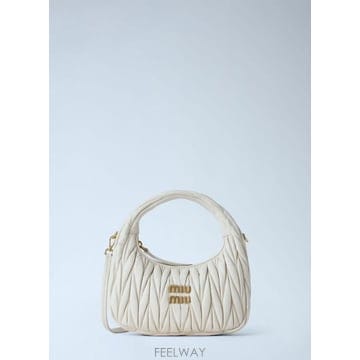 Miu Miu 26 FW �̿�̿� ���� ���� ���� ���ڶ� ȣ�� �� miu0266029wht26 FW �̿�̿� ���� ���� ���� ���ڶ� ȣ�� �� miu0266
