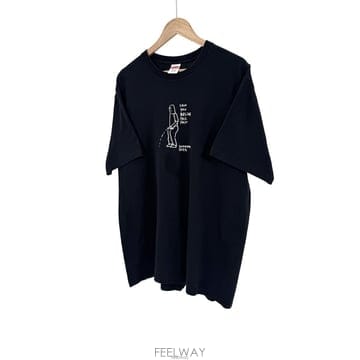Supreme [L] ������ 25SS �ǽ� �׷��� ��ư ���� Ƽ���� ����[L] ������ 25SS �ǽ� �׷��� ��ư ���� Ƽ���� ����