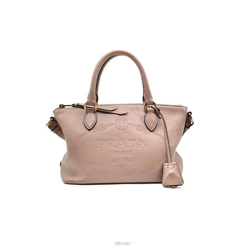 PRADA ����� �׷��̽� ī����Ų ��Ʈ�� ����� (1BA104) L441115����� �׷��̽� ī����Ų ��Ʈ�� ����� (1BA104) L44111
