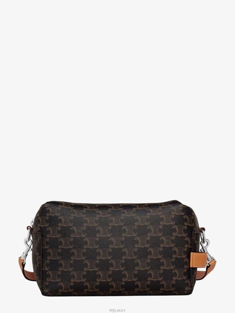 CELINE ������ Ʈ���̾��� ĵ���� ũ�ν��ٵ� �� L10033C5804LI B0652275731������ Ʈ���̾��� ĵ���� ũ�ν��ٵ� �� L10033C5804LI B