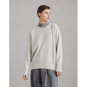 Brunello Cucinelli ���ڷ� ��ġ�ڸ� FW�÷��� ���� ĳ�ù̾� �ױ۸��� ���� ������ ��Ҹ� ���� Į����ڷ� ��ġ�ڸ� FW�÷��� ���� ĳ�ù̾� �ױ۸��� ����
