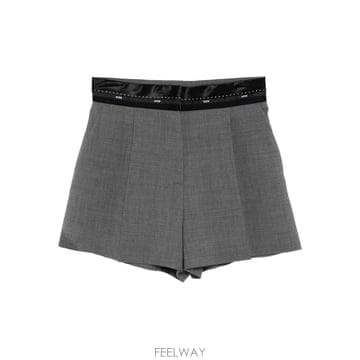 엠에스지엠 MSGM 하이웨이스트 플리츠 반바지