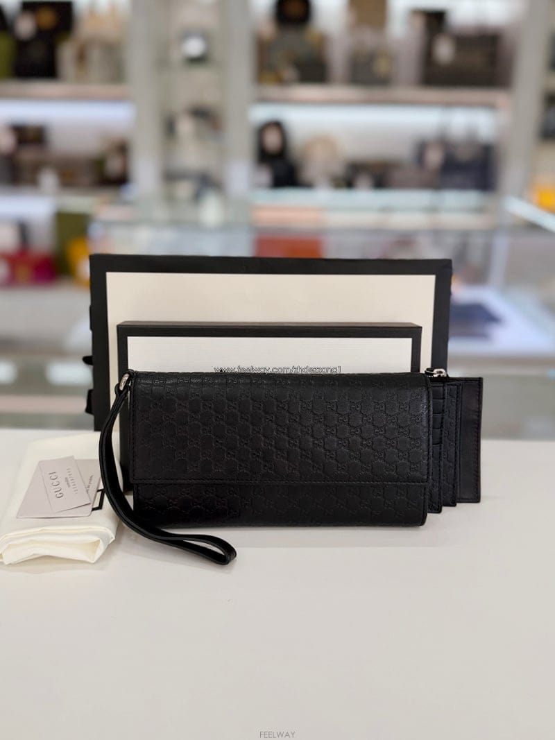 GUCCI ���� ����ũ�νø� Ŭ��ġ ������ 309651���� ����ũ�νø� Ŭ��ġ ������ 309651