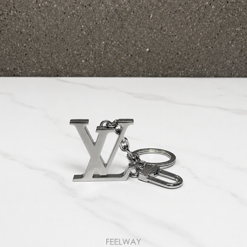 Louis Vuitton [����ǰ]���̺��� LV �̴ϼ� Ű Ȧ�� ����[����ǰ]���̺��� LV �̴ϼ� Ű Ȧ�� ����