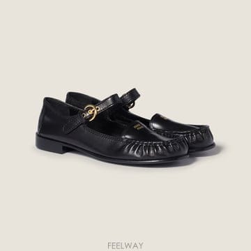 Miu Miu 26SS �̿�̿� ���� �޸����� ���� - ���� 5D563E 007 F000226SS �̿�̿� ���� �޸����� ���� - ���� 5D563E 007 F00