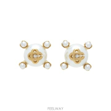 카사블랑카 로터스  진주 스터드 이어링 A PF26 JW 409 01 TP876209084