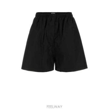 프라다 숏팬츠 블랙