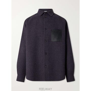 로에베 가죽 패치 울 실크 혼합 오버셔츠 네이비