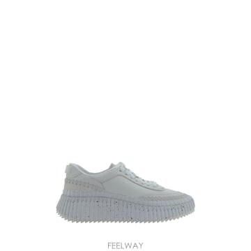 끌로에 나마 스니커즈