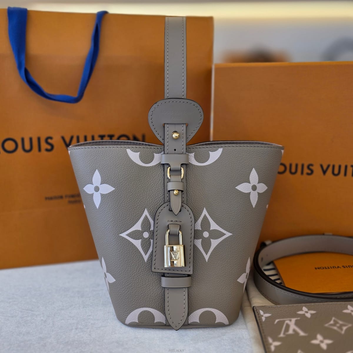 Louis Vuitton ���̺��� �������� ����BB M13045���̺��� �������� ����BB M13045