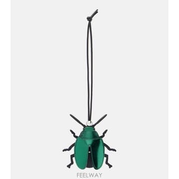 국내출고 JW앤더슨 Beetle 메탈릭 레더 백 참