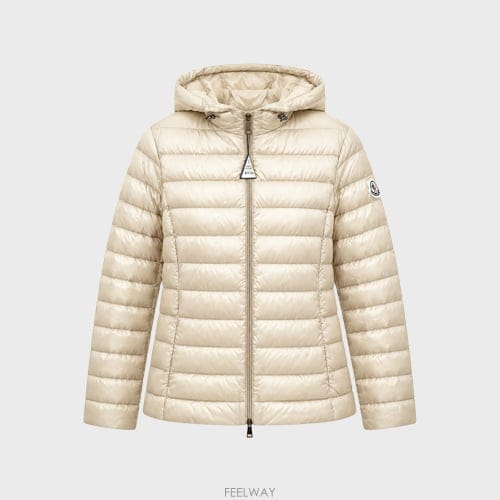 Moncler [��Ŭ����] IGELHOOD �̰��ĵ� �ΰ� ��ġ �ĵ� �ٿ� �е� ������ ���� ���� 1A00092 597YG[��Ŭ����] IGELHOOD �̰��ĵ� �ΰ� ��ġ �ĵ� �ٿ� �е� 