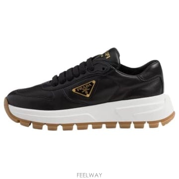 PRADA 26SS ����� �ﰢ�ΰ� ���� ����Ŀ�� 1E804M 038 F063226SS ����� �ﰢ�ΰ� ���� ����Ŀ�� 1E804M 038 F0632