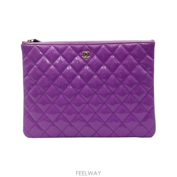 샤넬 Chanel A82545 퍼플 클래식 페이던트 뉴미듐 클러치 (29번대)