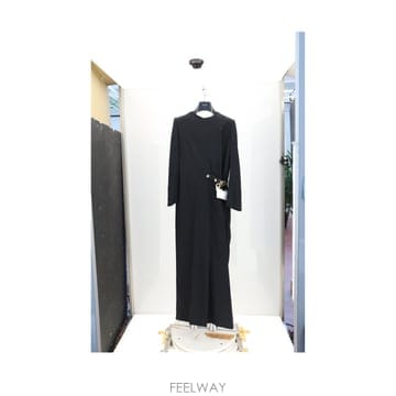 셀린느 점프수트