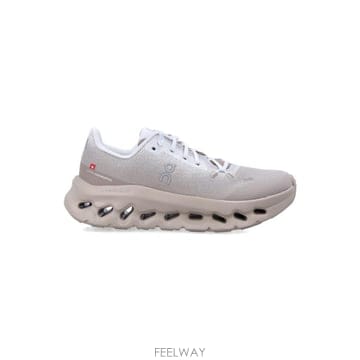 온 러닝 여성 스니커즈