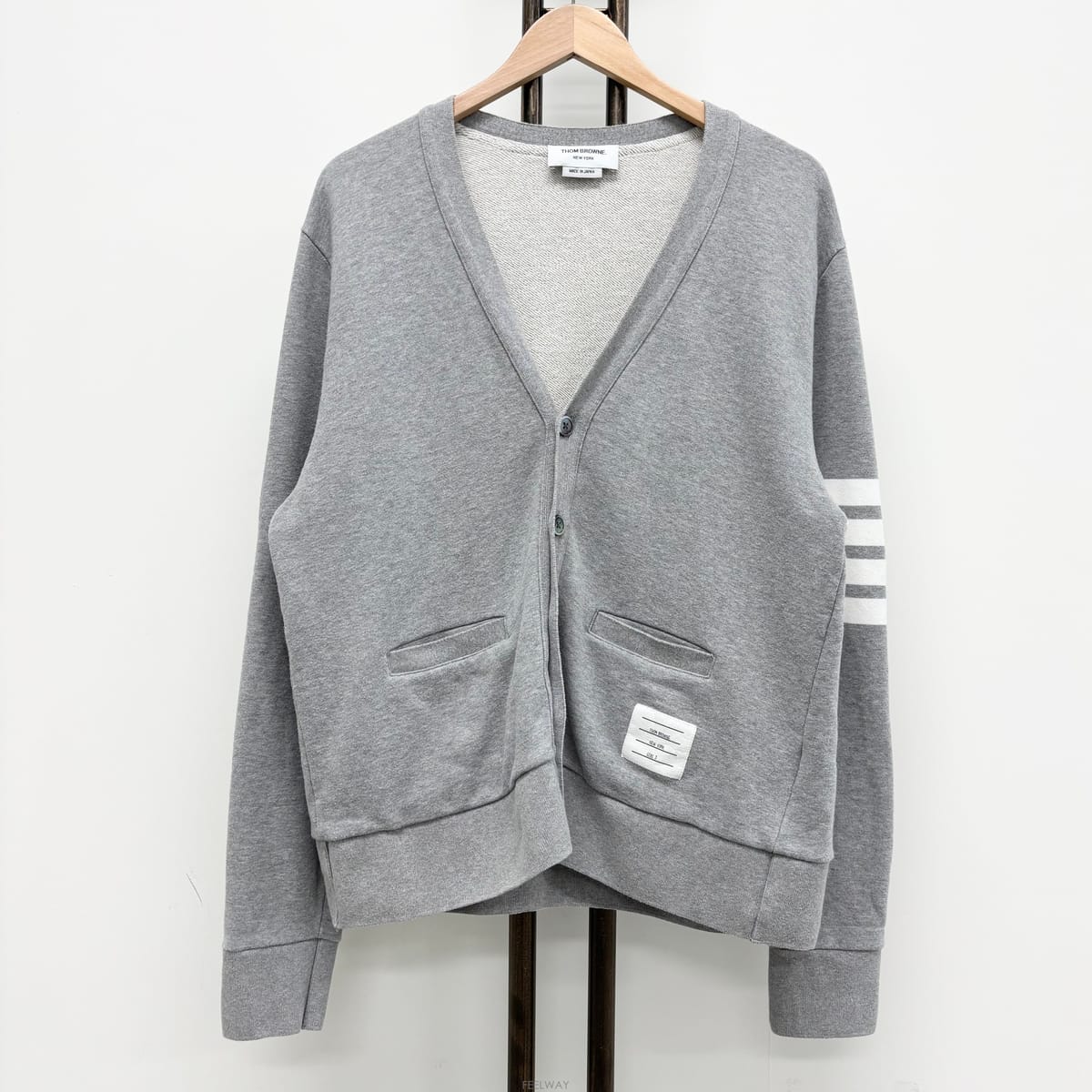 Thom Browne [3]����� �缱���� ��ư �����[3]����� �缱���� ��ư �����
