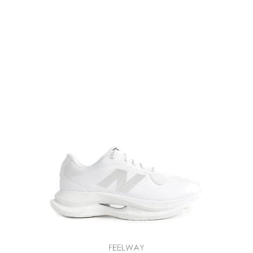 꼼데가르송 스니커즈 뉴 밸런스 협업