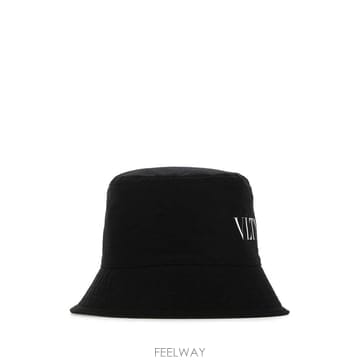 발렌티노 VLTN 로고 버킷햇 블랙