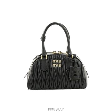 Miu Miu 26FW �̿�̿� �Ƹ�ī�� ���׶�� ��Ʈ�� 5BB191 AN88 F000226FW �̿�̿� �Ƹ�ī�� ���׶�� ��Ʈ�� 5BB191 AN88 F00