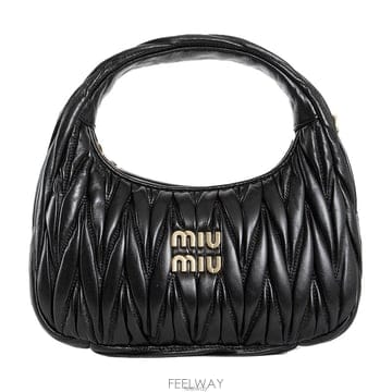 Miu Miu 26FW �̿�̿� �ϴ� ���׶�� ȣ���� 5BC125 AN88 F000226FW �̿�̿� �ϴ� ���׶�� ȣ���� 5BC125 AN88 F0002