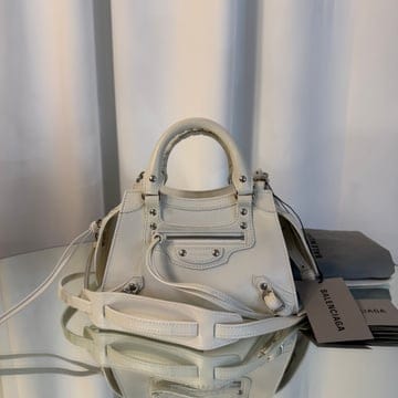 Balenciaga �߷��þư� �׿� Ŭ���� �̴� ž�ڵ��߷��þư� �׿� Ŭ���� �̴� ž�ڵ��