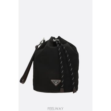 PRADA [E32]����� 2NE0672HE1F0002 ���� Ŭ��ġ �Ŀ�ġ�� ��Ƽ���̽� ���� �̴Ϲ� ũ�ν� PRADA[E32]����� 2NE0672HE1F0002 ���� Ŭ��ġ �Ŀ�ġ�� ��Ƽ