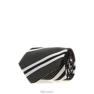 Saint Laurent [X45]���ζ� A002HA3Y009 9160 ���� ��Ÿ�� ��Ÿ�� Embroidered jacquard ti[X45]���ζ� A002HA3Y009 9160 ���� ��Ÿ�� ��Ÿ�� Embroi