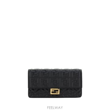 FENDI [K68]��� 8M0498AAJD F0KUR ���� Ŭ��ġ �Ŀ�ġ ��Ƽ���̽� Matisse Chain Wall[K68]��� 8M0498AAJD F0KUR ���� Ŭ��ġ �Ŀ�ġ ��Ƽ����