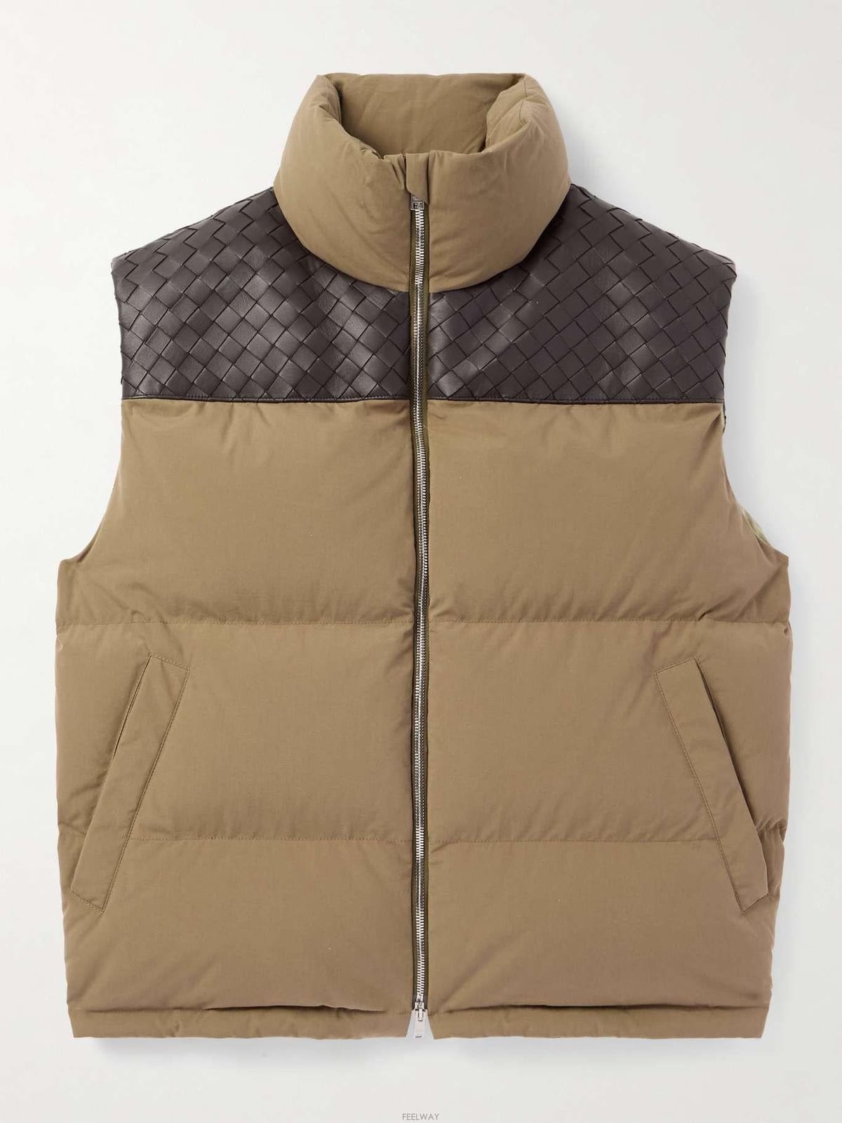 Bottega Veneta 26 F/W ���װ� ����Ÿ ���׸�ġ���� �����г� ���� ��ư �ٿ� ���� B008166366126 F/W ���װ� ����Ÿ ���׸�ġ���� �����г� ���� ��ư 