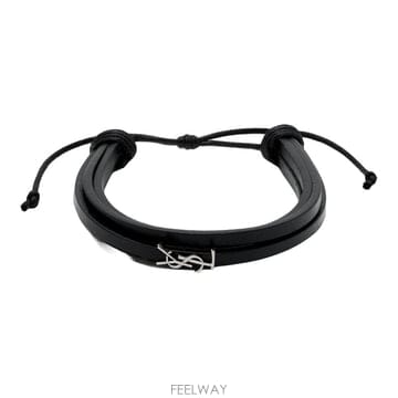 Saint Laurent 26SS ���ζ� ī���� ��Ƽ ��Ʈ���� ���� ���� 820441 AAEKE 100026SS ���ζ� ī���� ��Ƽ ��Ʈ���� ���� ���� 820441 AA