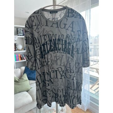 Balenciaga �߷��þư� Ƽ���� (���������� S)�߷��þư� Ƽ���� (���������� S)