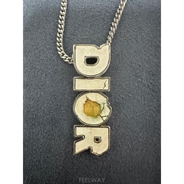 DIOR ��� X Arsham ����̵�� X Arsham �����
