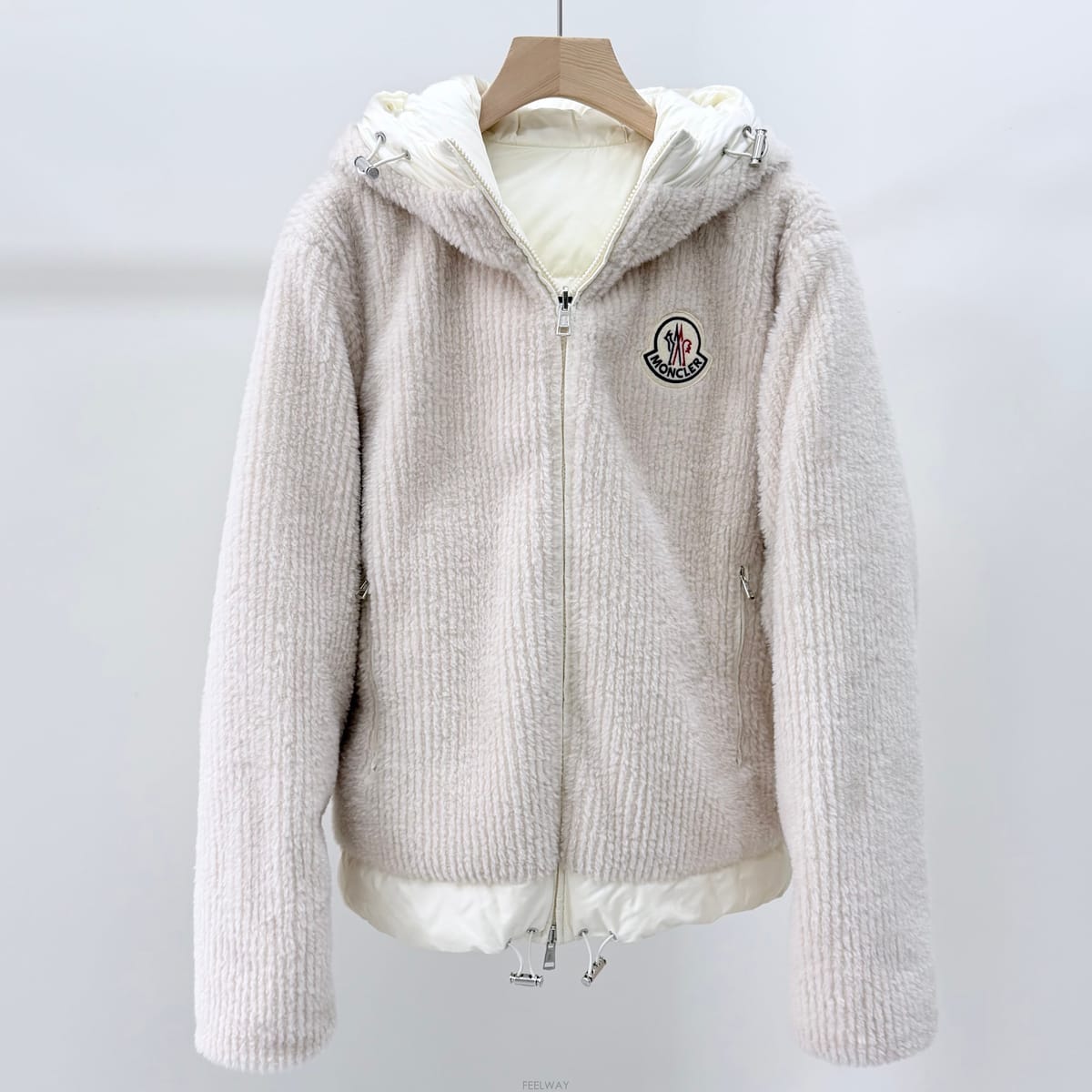 Moncler [S+��/4] ��Ŭ���� ���� �������� �ĵ� ���� �е� ���̺���[S+��/4] ��Ŭ���� ���� �������� �ĵ� ���� �е� ���̺�