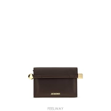 Jacquemus �δ��� JACQUEMUS ��ũ���� ���� Ŭ��ġ���δ��� JACQUEMUS ��ũ���� ���� Ŭ��ġ��