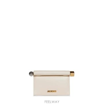 Jacquemus �δ��� JACQUEMUS ��ũ���� ���̺��� Ŭ��ġ���δ��� JACQUEMUS ��ũ���� ���̺��� Ŭ��ġ��