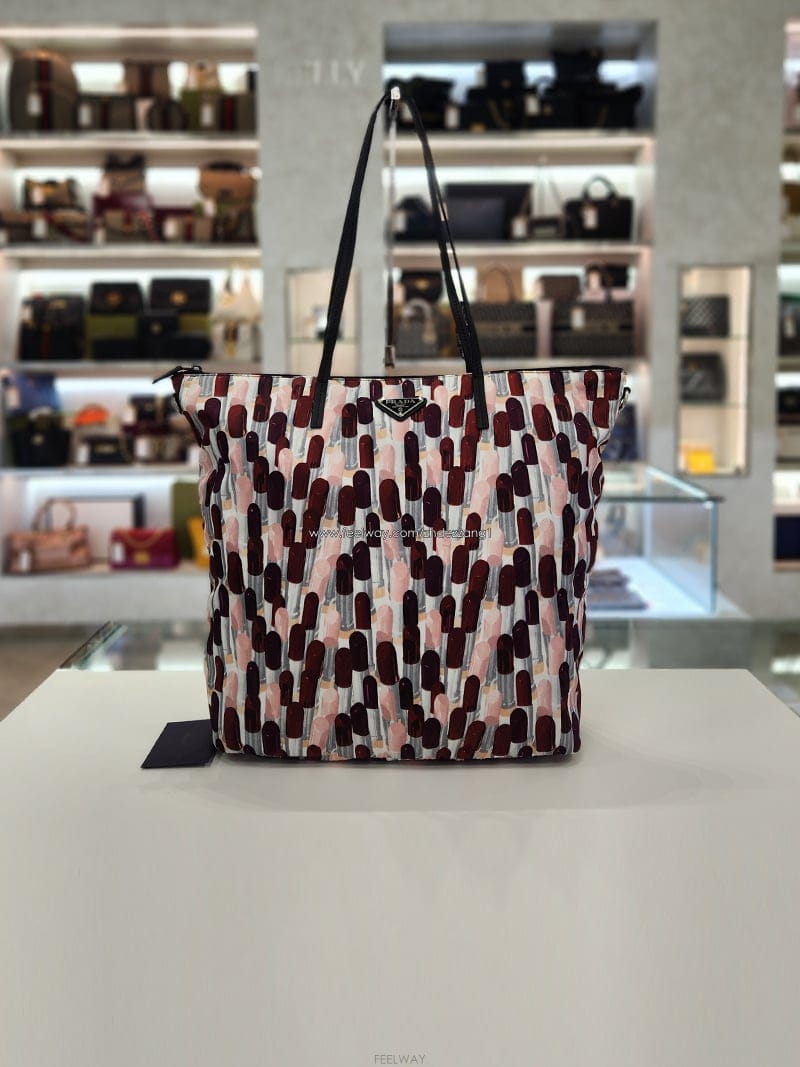 PRADA ����� �׼��� �ﰢ�ΰ� ���۹� 1BG189����� �׼��� �ﰢ�ΰ� ���۹� 1BG189