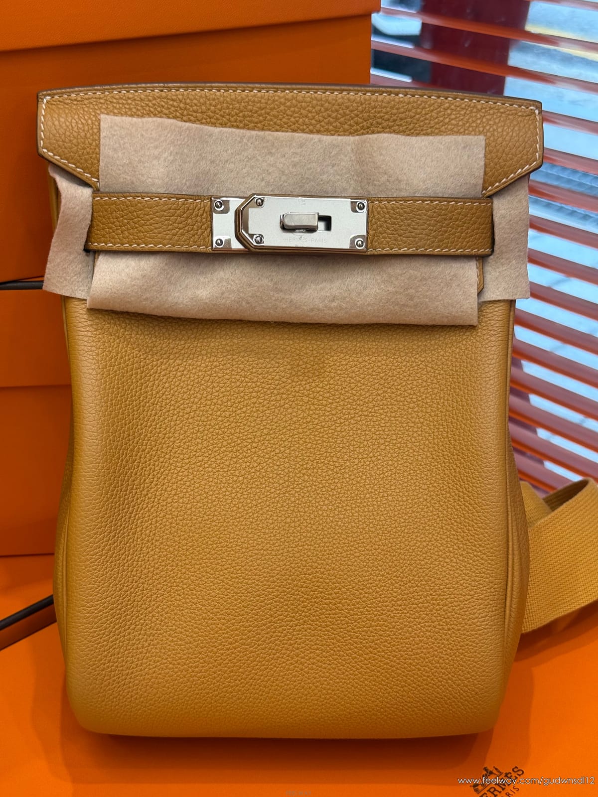 HERMES [�����׸� �Ż�] ���� ���� �����޽� �پƵ� PM ���� ���̺�[�����׸� �Ż�] ���� ���� �����޽� �پƵ� PM ���� ��