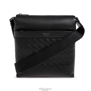 Ferragamo 26FW ��󰡸� ���׷� �޽����� 241916 79396926FW ��󰡸� ���׷� �޽����� 241916 793969