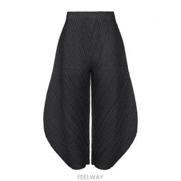 26FW PLEATS PLEASE 이세이미야케 여성 casual 팬츠 PP68JF37315 TP5808031