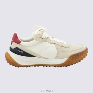Moncler 26FW Moncler City Trek �ο� Top ������ ���� L209B4M00210N0633050 TP26FW Moncler City Trek �ο� Top ������ ���� L209B4M002