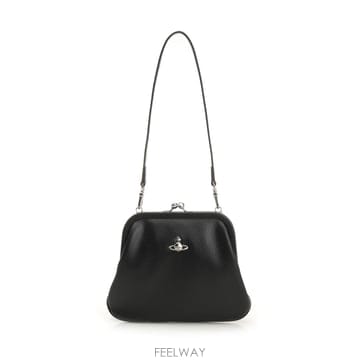ViVienne westwood 26SS ���� ����Ʈ��� Vivienne Ŭ��ġ 4B01001BWS000DN403 TP57049190426SS ���� ����Ʈ��� Vivienne Ŭ��ġ 4B01001BWS000DN
