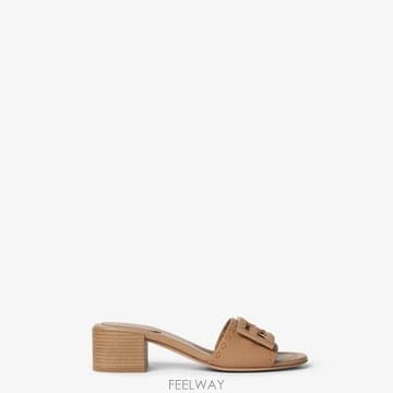 FENDI 26FW Fendi Baguette slides 8R8862AQY2F1WYD TP57808512226FW Fendi Baguette slides 8R8862AQY2F1WYD TP578085122