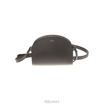 A.P.C. 25FW A P C  DEMI LUNE ũ�ν��ٵ� �̴� �� PXAWVF61392LZZ TP57879248425FW A P C  DEMI LUNE ũ�ν��ٵ� �̴� �� PXAWVF61392LZ
