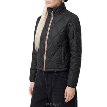 Burberry 26FW Burberry Bramford quilted nylon ���� 8122570A1189 TP5804226FW Burberry Bramford quilted nylon ���� 8122570A1189