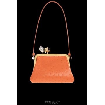 Jacquemus 26SS ��ũ���� ������ ���� Ŭ��ġ �� BAW00451AC26A02477 TP57851147226SS ��ũ���� ������ ���� Ŭ��ġ �� BAW00451AC26A02477