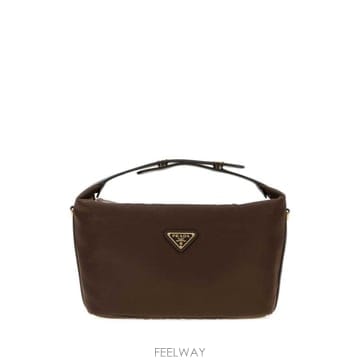 PRADA 26FW ����� Nylon fabric, ���� color  ���� �ڵ�  Iconic front triang26FW ����� Nylon fabric, ���� color  ���� �ڵ�  Ico